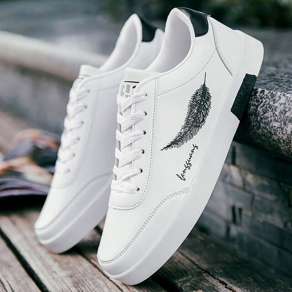 LAKESHI 2018 Fashion Men Vulcanized Shoes Autumn Outdoor Man Sneakers New Men's Shoes Footwear Flat Shoes Man Casual Shoes